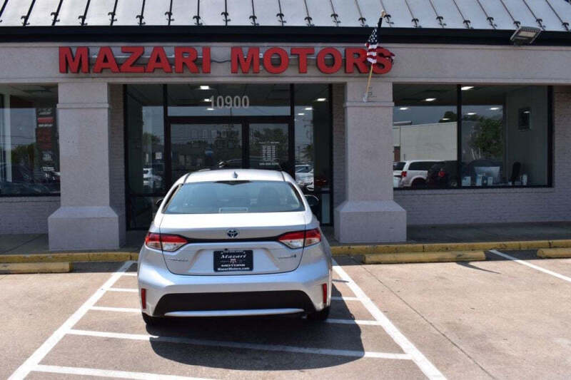 2022 Toyota Corolla Hybrid LE