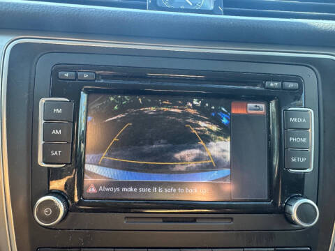 2015 Volkswagen Passat 1.8T Limited Edition