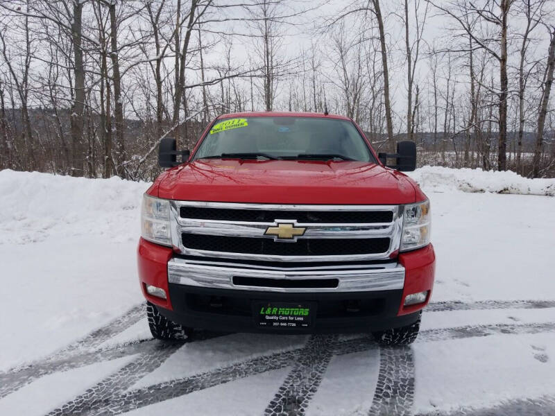 2011 Chevrolet Silverado 1500 for sale at L & R Motors in Greene ME