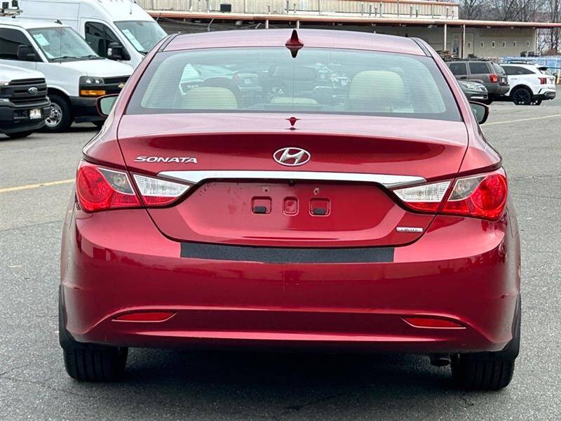 2011 Hyundai Sonata Limited photo 5