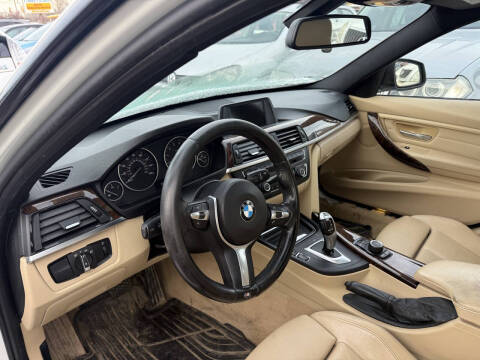 2013 BMW 3 Series 328i