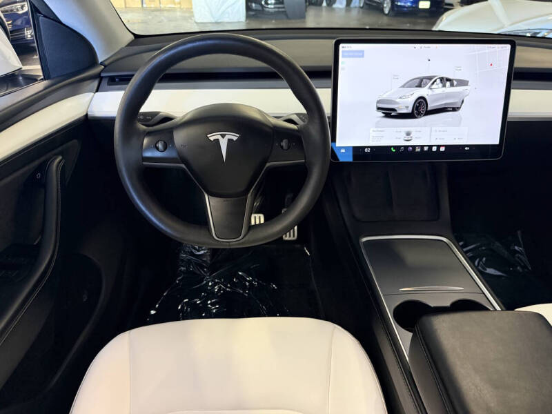 2023 Tesla Model Y Performance