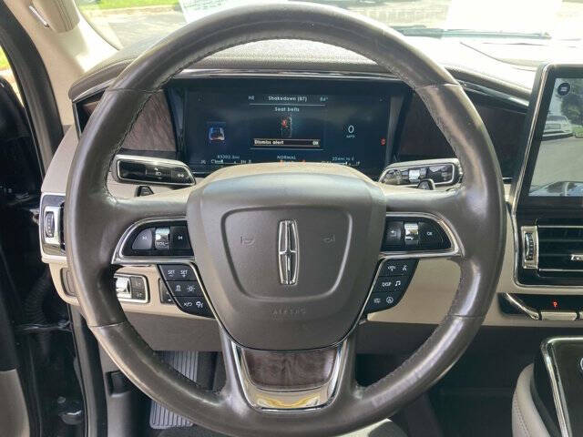 2022 Lincoln Navigator L Standard