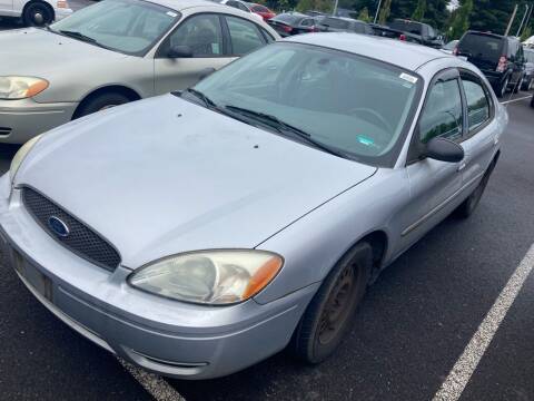 2006 Ford Taurus for sale at Blue Line Auto Group in Portland OR