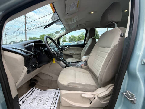 2013 Ford C-MAX Hybrid SE
