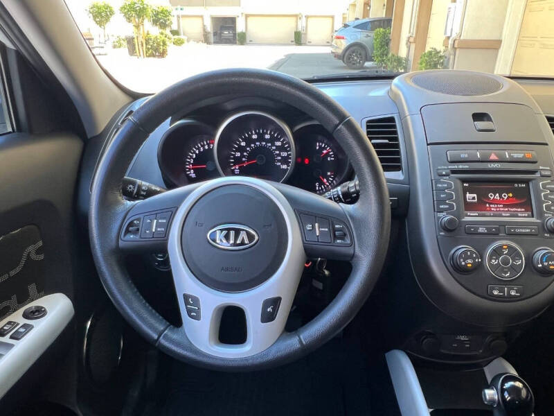 2012 Kia Soul +