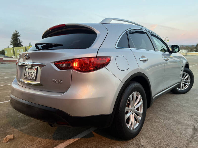 2009 Infiniti FX35