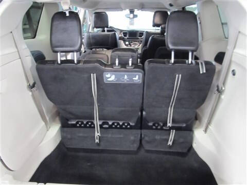 2020 Chrysler Voyager LXi