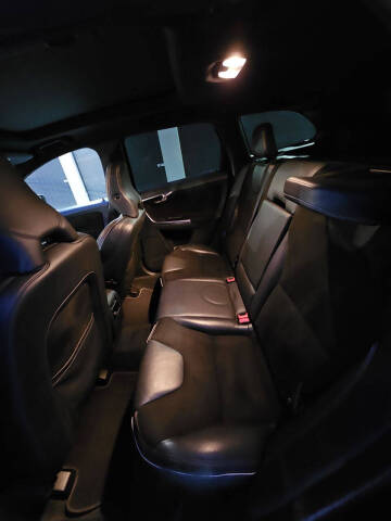 2015 Volvo XC60 T6 R-Design Premier Plus