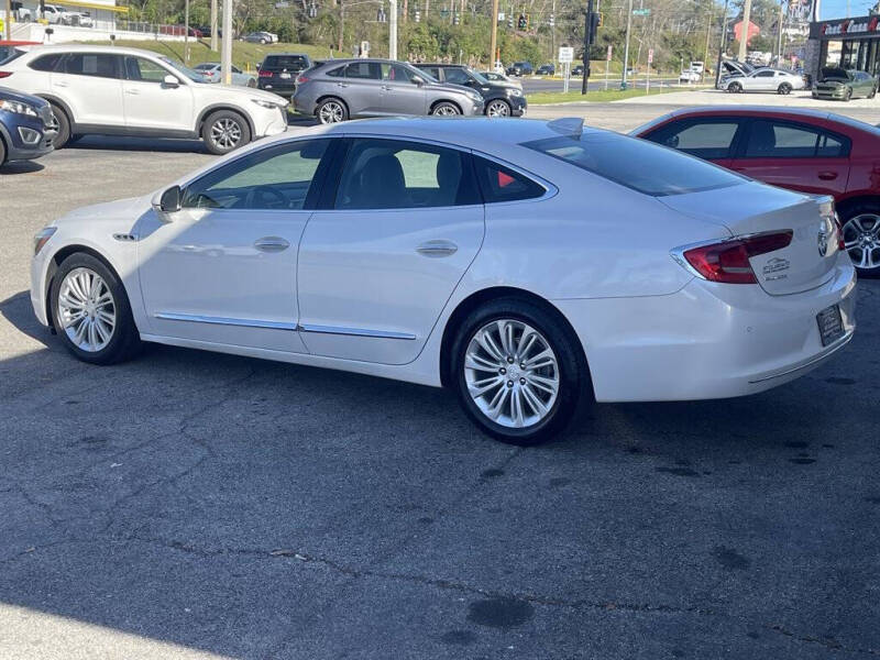 2018 Buick LaCrosse Essence