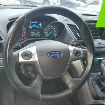 2015 Ford Escape SE