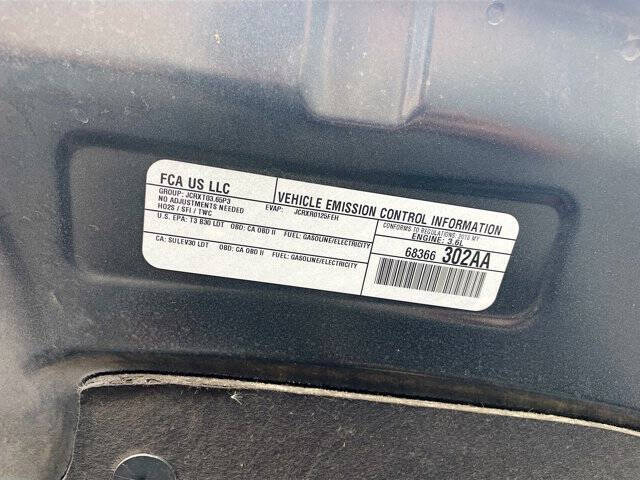 2018 Chrysler Pacifica Hybrid Limited