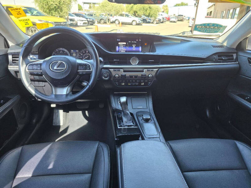 2017 Lexus ES 350