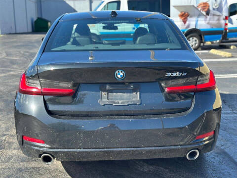 2024 BMW 3 Series 330e