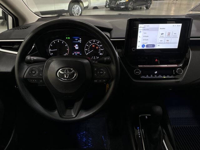 2025 Toyota Corolla LE