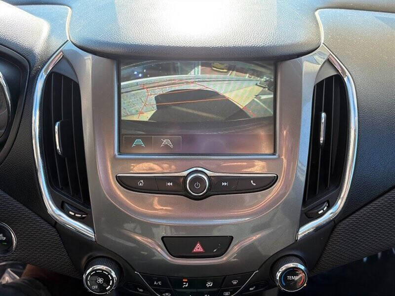 2017 Chevrolet Cruze LT Auto