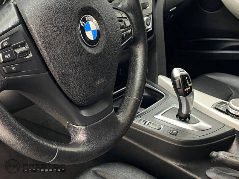 2016 BMW 3 Series 320i