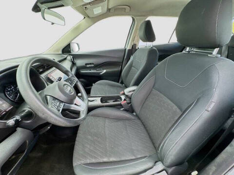 2022 Nissan Kicks SV