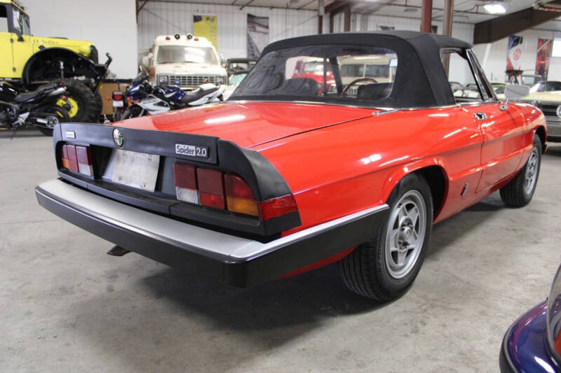 1985 Alfa Romeo Spider Veloce