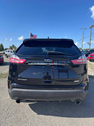 2020 Ford Edge SE
