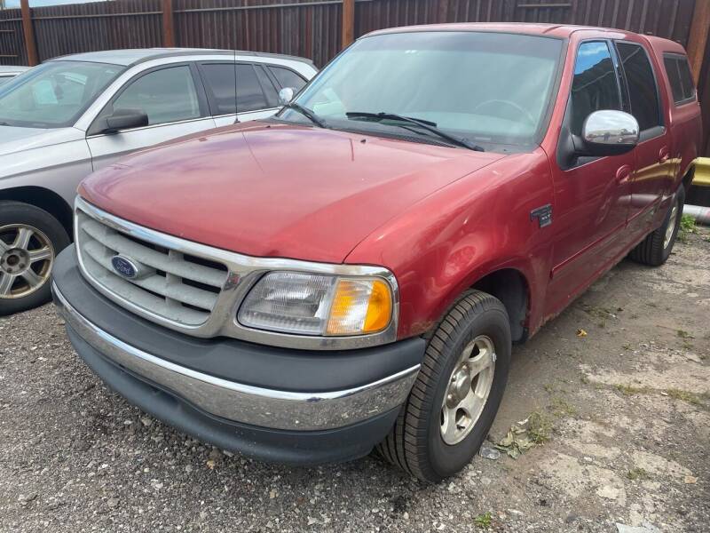 2001 Ford F-150 for sale at Long & Sons Auto Sales in Detroit MI