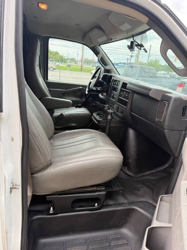 2018 Chevrolet Express 2500