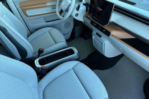 2025 Volkswagen ID. Buzz Pro S Plus