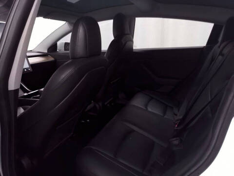 2019 Tesla Model 3 Mid Range