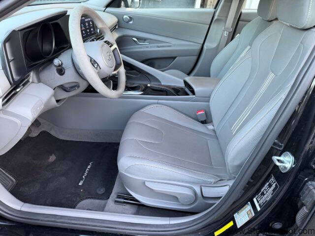 2022 Hyundai Elantra