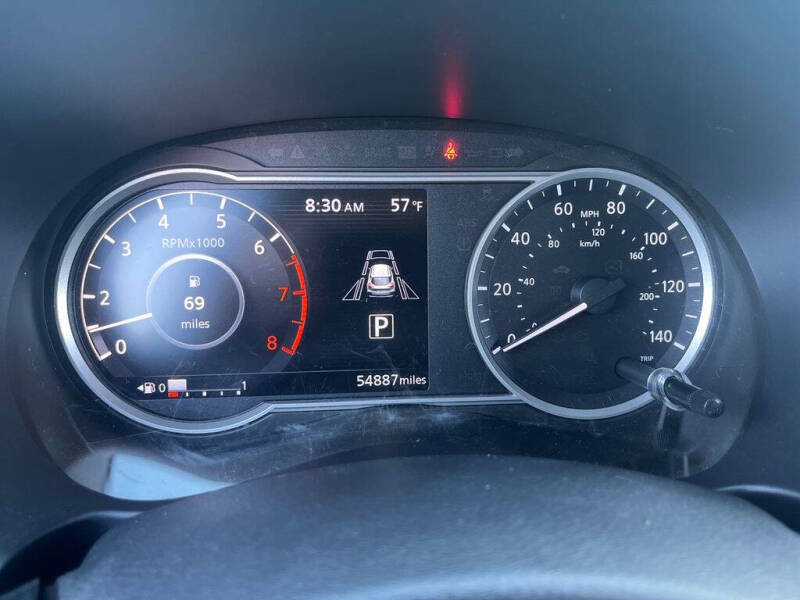 2020 Nissan Kicks SR