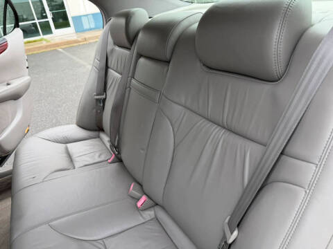 2004 Lexus ES 330