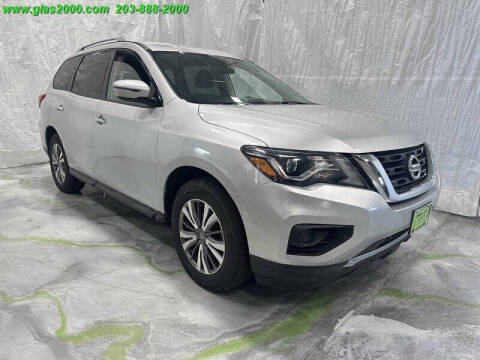 2020 Nissan Pathfinder S