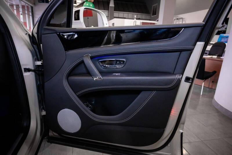 2018 Bentley Bentayga W12 Signature Edition