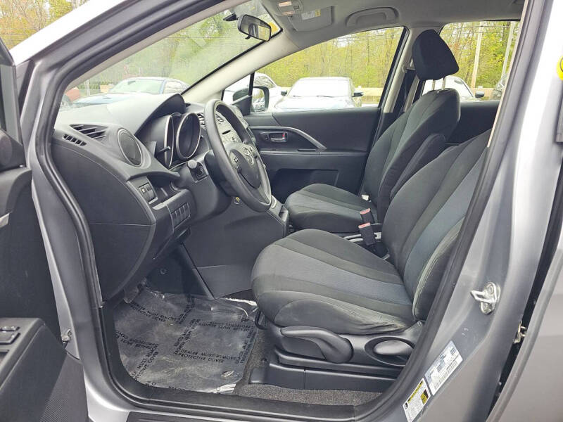 2015 Mazda MAZDA5 Sport