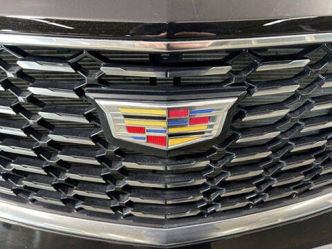 2023 Cadillac XT4 Luxury