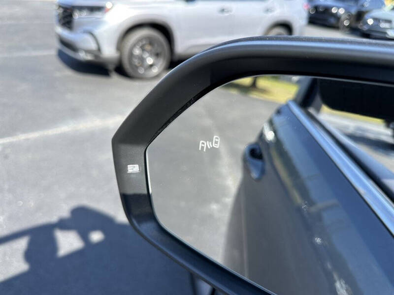 2024 Volkswagen Atlas SE