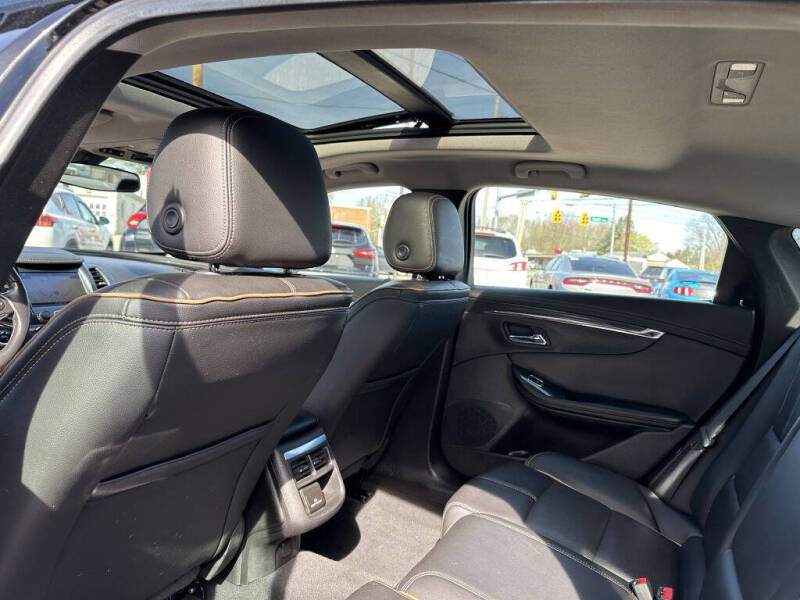 2018 Chevrolet Impala Premier photo 15