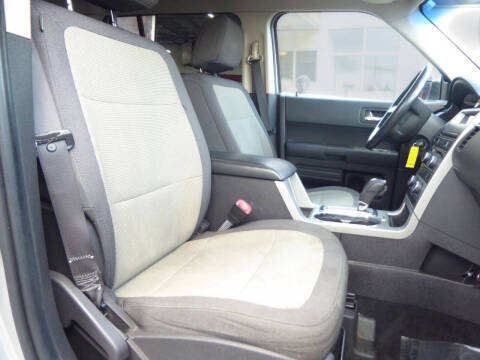 2010 Ford Flex SE
