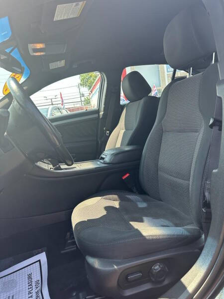 2014 Ford Taurus SEL