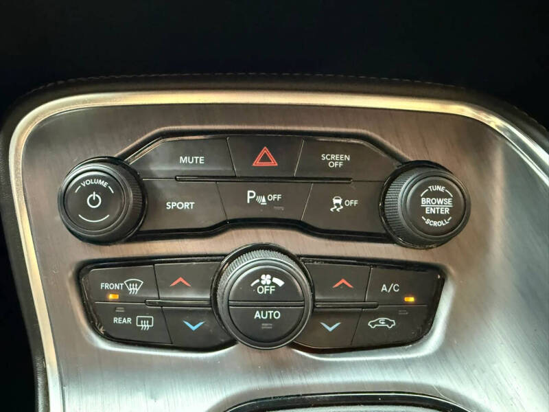 2017 Dodge Challenger