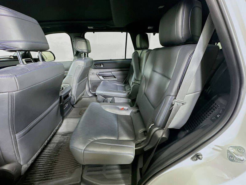 2023 Toyota Sequoia Platinum