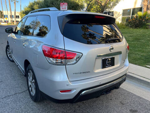 2014 Nissan Pathfinder SL