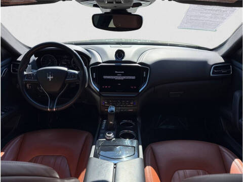 2023 Maserati Ghibli Modena