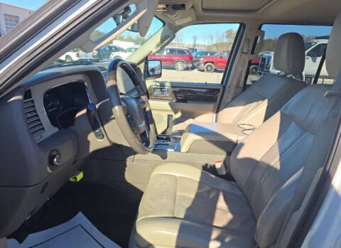 2017 Lincoln Navigator Select