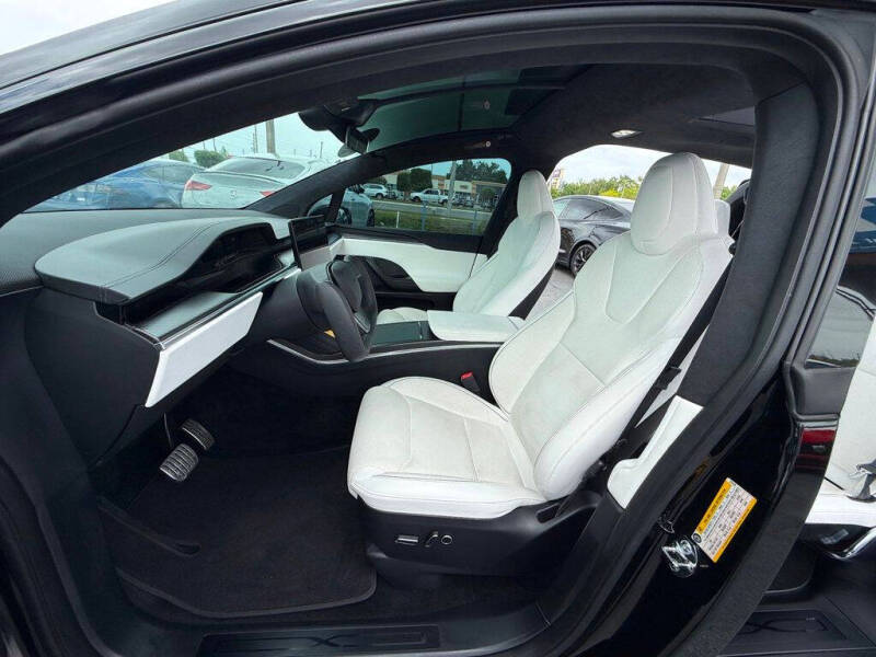 2022 Tesla Model X Plaid