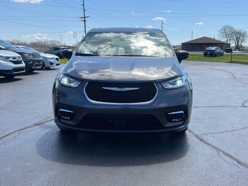 2023 Chrysler Pacifica Touring L