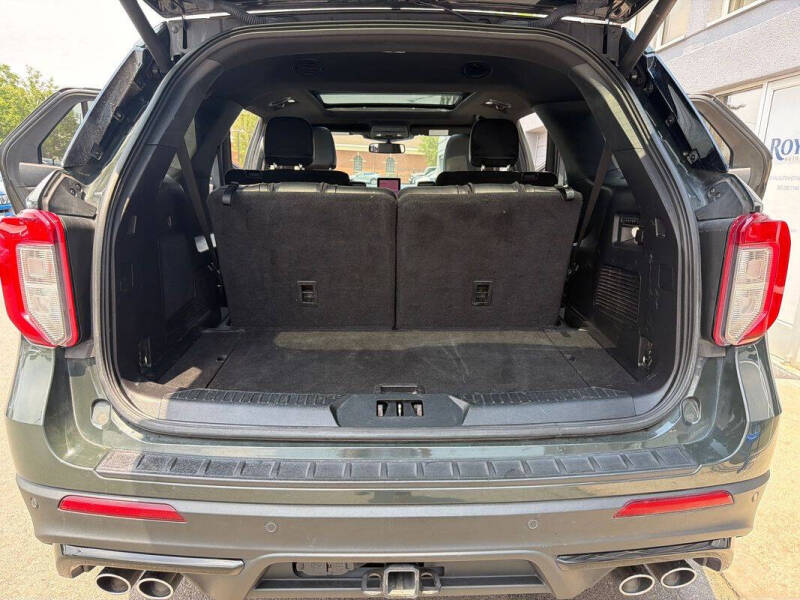 2022 Ford Explorer ST