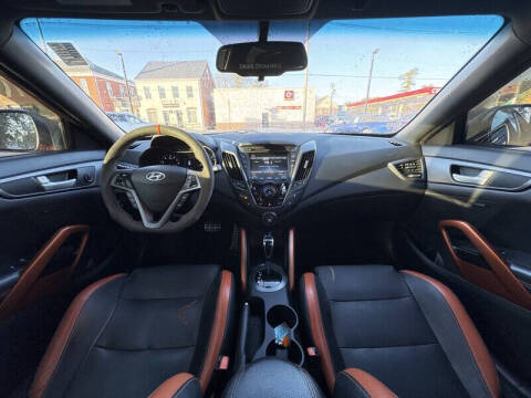 2016 Hyundai Veloster