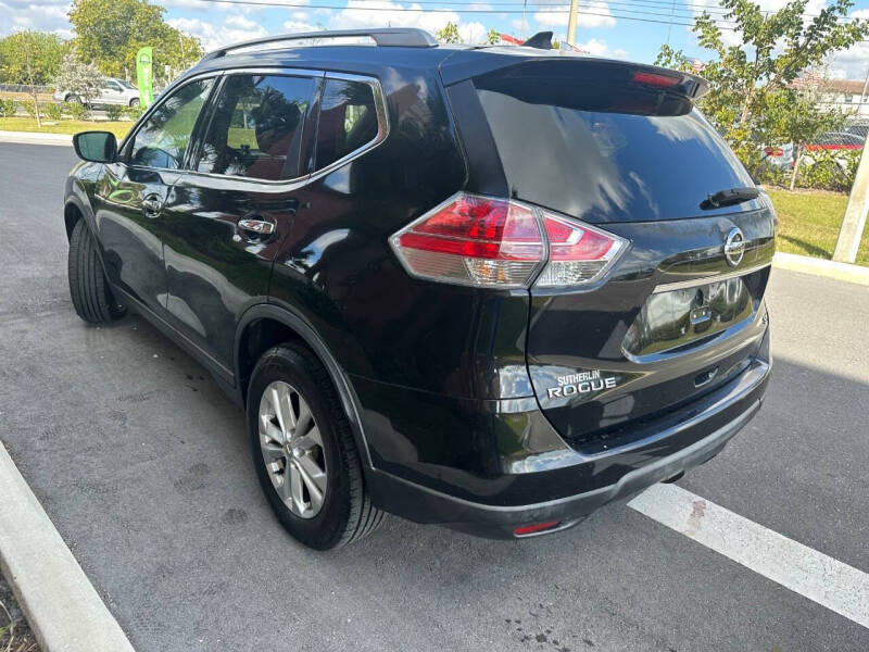 2016 Nissan Rogue SV