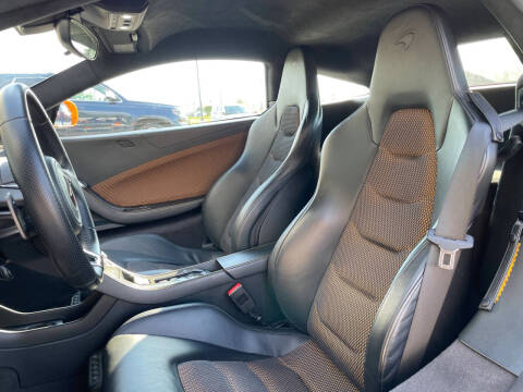 2012 McLaren MP4-12C